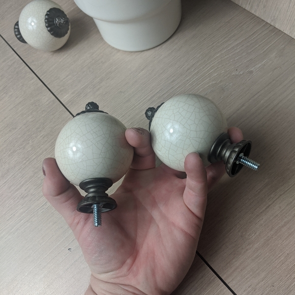 Vintage Curtain Rod Ornaments - Picture 4 of 7